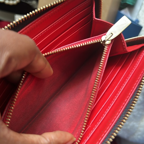 Christian Louboutin Panettone Spike Leather Zippy Around Wallet retails $750 - Picture 8 of 16